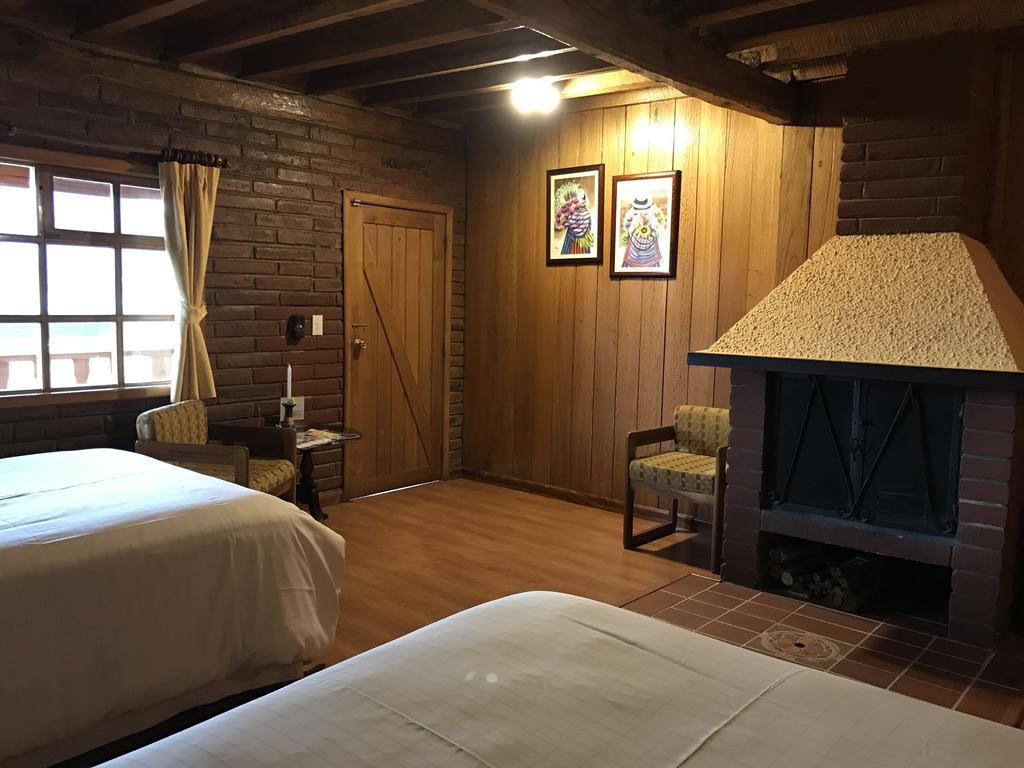 Puertolago Country Inn & Resort Отавало Екстериор снимка