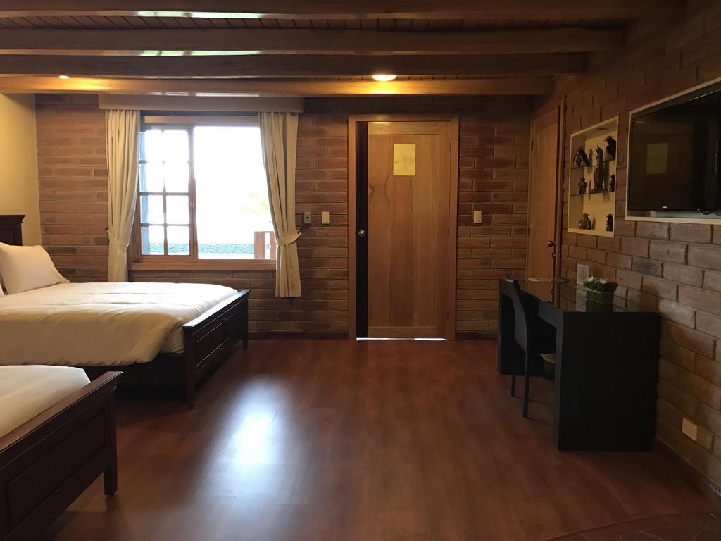 Puertolago Country Inn & Resort Отавало Екстериор снимка