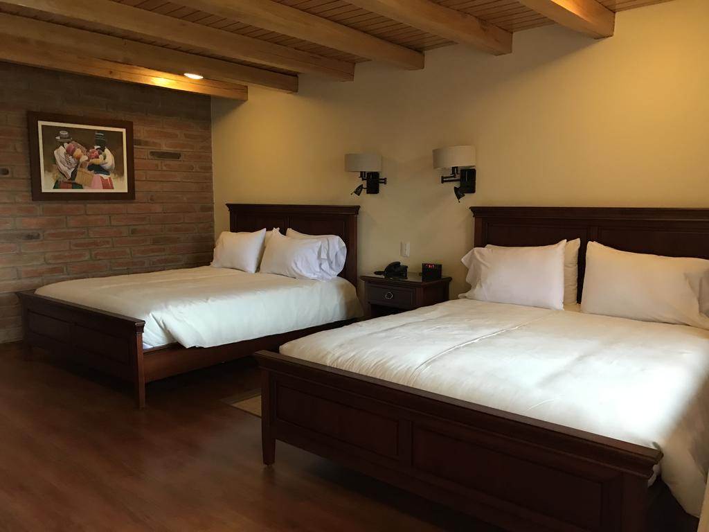 Puertolago Country Inn & Resort Отавало Екстериор снимка
